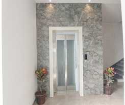 Fabhotel Prime Royal Court