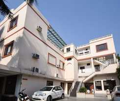 OYO 9727 Welcome Inn 2