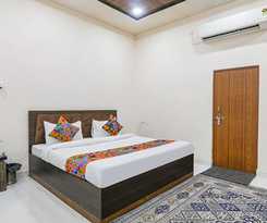 Fabhotel Sarovar Palace