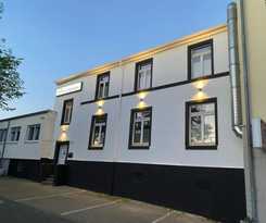 Aparthotel Shivas City