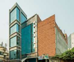 Hotel OYO 8961 RR Palace