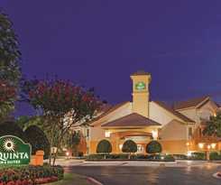 Hotel La Quinta Inn and Suites By Wyndham Dallas - Addison Galleria