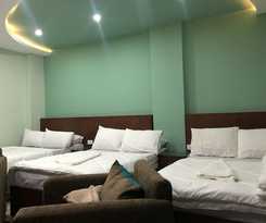 Grand Pyramids View Guesthouse
