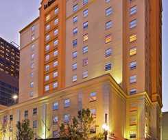 Hotel La Quinta Inn and Suites By Wyndham New Orleans Downtown