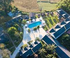 Sansan Resort