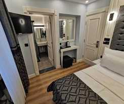 LUXX GARDEN HOTEL