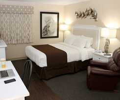 Hotel Klopfenstein Inn and Suites