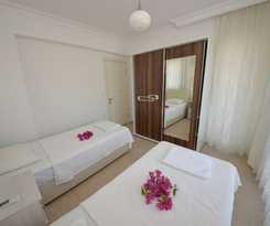 Sea Heaven Legend Apartments