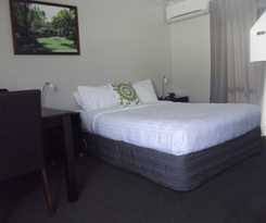 Arena Court Motel
