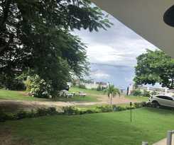 Hotel Airport Beach