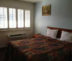 Scottish Inns Long Beach