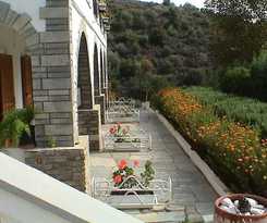 Pantheon Studios Apartments