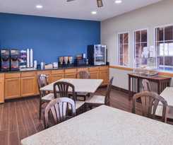 Hotel Regency Inn Geneseo IL I-80