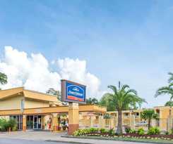 Hotel Howard Johnson by Wyndham Historic Lake Charles