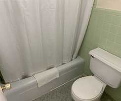 Hotel American Inn and Suites