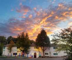 Hotel SnowMansion Taos Adventure Lodge