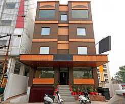 OYO 10592 Ganga Palace