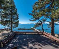 Red Wolf Lakeside Lodge