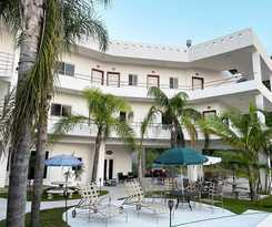 Hotel Lar&uacute; Spa Resort