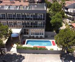 Famous Hotel Marmaris