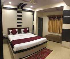 Hotel Satpura Safari