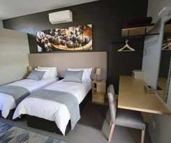 The Elegant Guesthouse