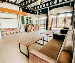 Hotel Summerville and Coffee Shop