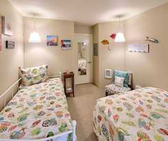 Surftides Plaza Rentals