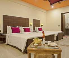 Hotel GenX Plaza Mughalsarai