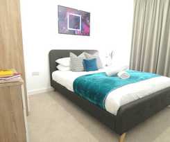 Tudors eSuite Grand Central Aparthotel