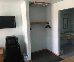 Day\'s End Motel