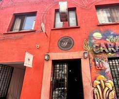 Hostel Suites DF