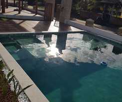 Hotel Raroguis Pousada e Caf&eacute;