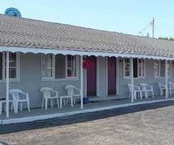 Bayview Lakefront Motel