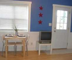 Hotel Blue Door Cottages