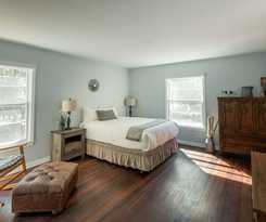 Hotel Apple Tree Inn