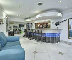 Inn and Out Sandton Park