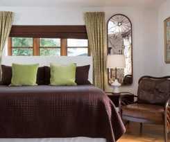 Hotel Black Dolphin Inn