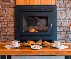 Hotel El Refugio Ski and Summer Lodge