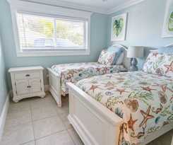 Hotel Seabreeze at Anna Maria Island Inn