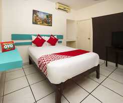 Hotel OYO San Carlos