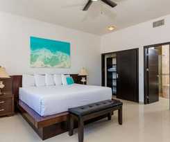 Hotel Laguna Shores Resort