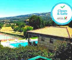 Hotel Beautiful 10-bed Cottage in Celorico With Pool