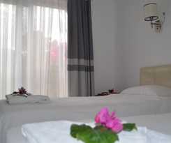  Hotel Uygar