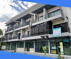 Hotel Life Rong Khun