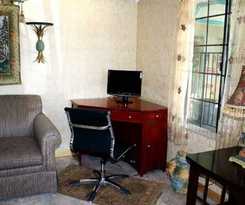 Hotel Executive Inn and Suites