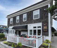Hotel Cannon Beach Collection