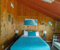 Moolack Shores Inn