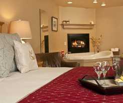 Hotel Inn on the Creek