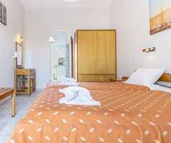 Dionisos Apartments